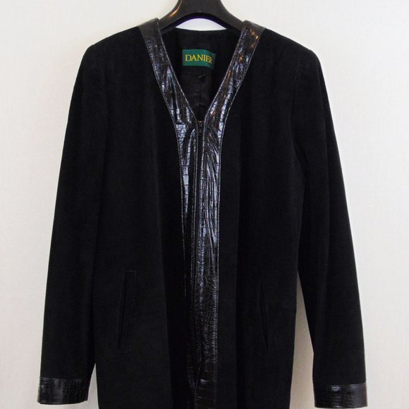 Danier Black Suede Jacket - Coat - Size S (NEW) - Picture 2 of 5